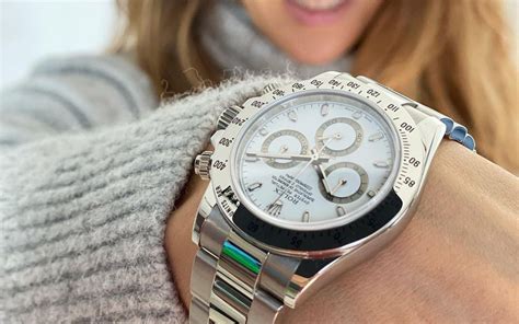 woman finds rolex watch in couch|Rare $250,000 Rolex Watch Found in W.